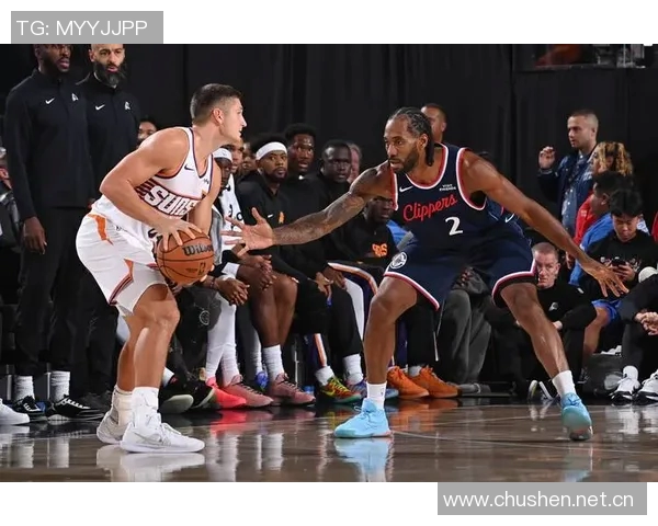 哈登三分火力全开半场独得26分快船领先太阳16分小卡与狄龙合力贡献28分